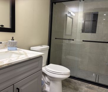 For Lease - 40 Houghton Street, Cambridge, Ontario - Photo 3