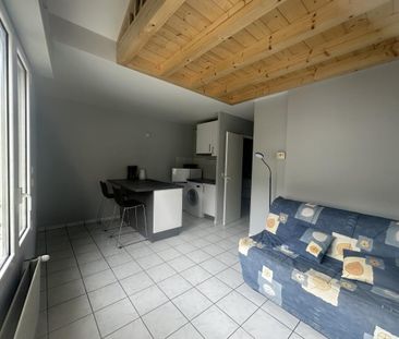 Location Appartement 1 pièce 21m² JACOB BELLECOMBETTE 73000 - Photo 1