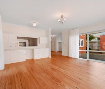 5 Bed, 3 Bath - Photo 5