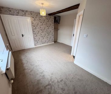 2 Bedroom Terraced To Let - Photo 4