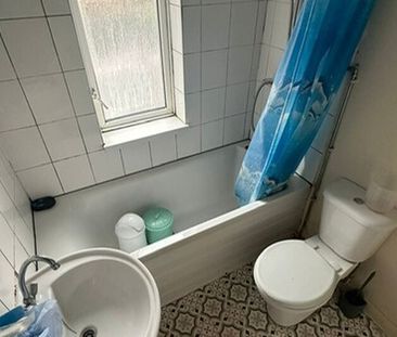 Parkes Hall Road, Dudley, DY1 3RW - Photo 3