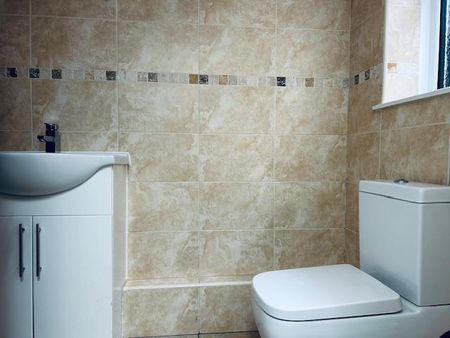 2 bedroom terraced house to rent - Photo 5