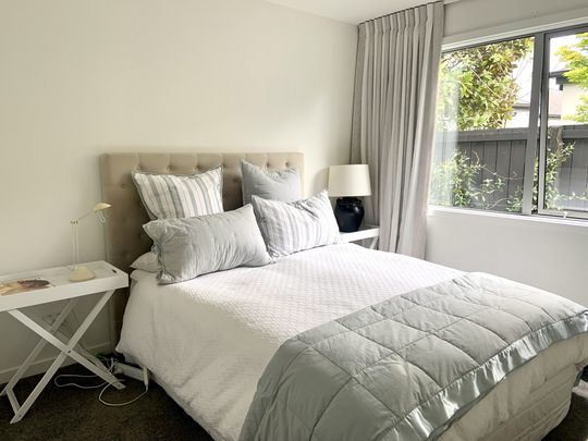 Papanui, 3 bedrooms - Photo 1