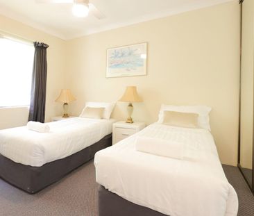 POPULAR LOCATION - FULLY FURNISHED - Photo 4