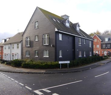 2 Bedroom Flat - Photo 2