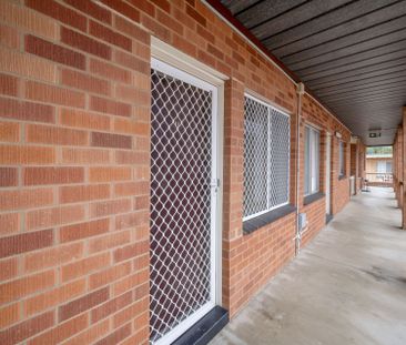 11/20 Trinculo Place, Queanbeyan - Photo 2