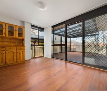 Modern Comfort in Quiet Windradyne Cul-de-Sac - Photo 6