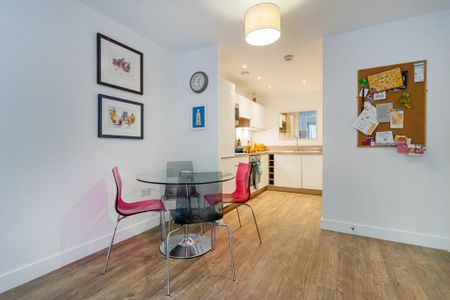 1 bedroom flat to rent - Photo 4