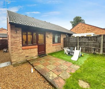 Greenham Walk, Woking, Surrey, GU21 3HB - Photo 2