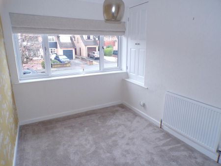 3 bedroom semi-detached house to rent - Photo 4