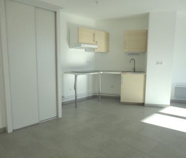 Location Appartement 3 pièces 64m² TOURS 37100 - Photo 5