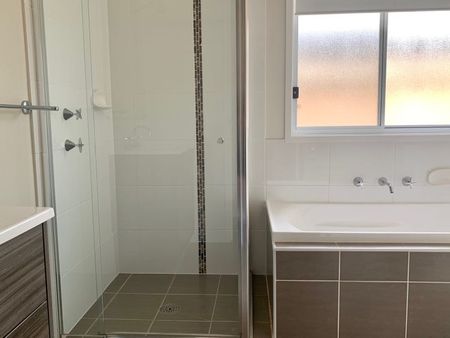 26 Wallis Avenue, Mittagong NSW 2575 - House For Rent | Domain - Photo 2