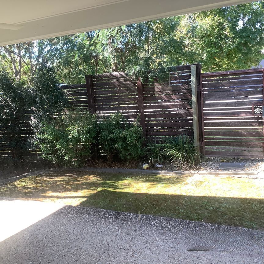 Low Maintenance Living in the Heart of Coomera - Photo 1