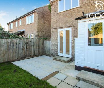 3 bedroom semi-detached house to rent - Photo 6