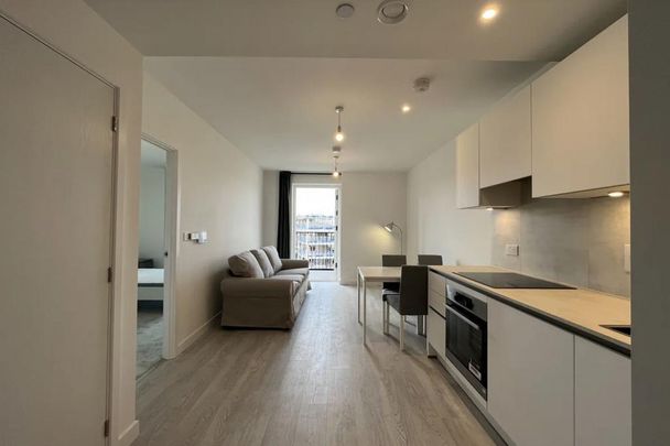 1 bedroom flat to rent - Photo 1