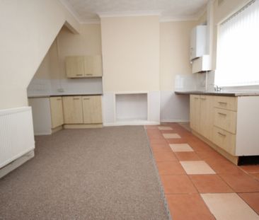 3 Bedroom End of Terrace - Photo 6