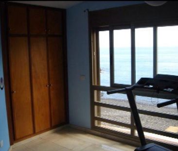 3 bedroom luxury Villa for rent in Candelaria, Canary Islands - Photo 2