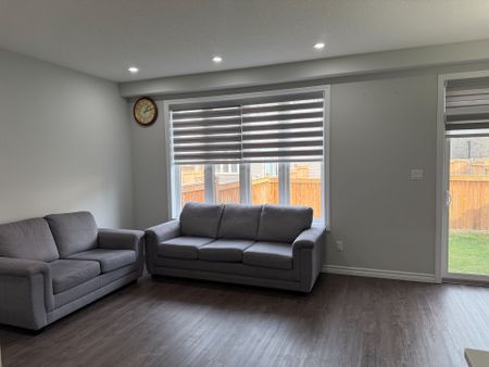 For Lease - 11 Gleason Crescent, Kitchener, Ontario - Photo 4