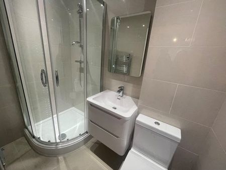 Lovell House, St Nicholas Street - Photo 4