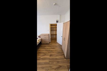 Studio Flat, Green Lanes, N13 - Photo 3