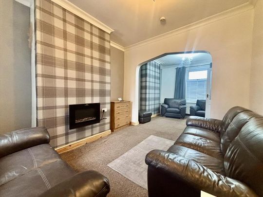 2 bedroom house to rent - Photo 1