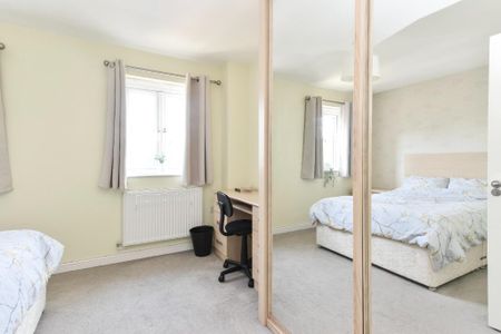 3 bedroom semi-detached house to rent - Photo 3