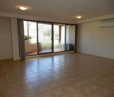 212/107 Canberra Avenue, Griffith ACT, Belconnen - Photo 1