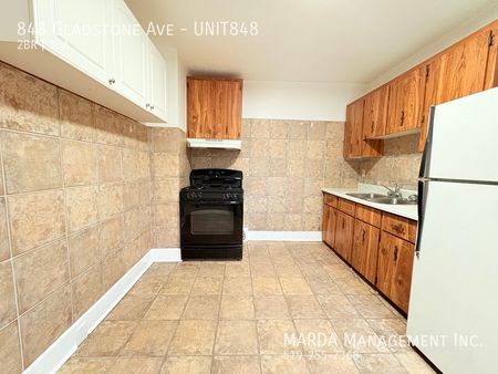 848 Gladstone Ave - UNIT848 - Photo 5