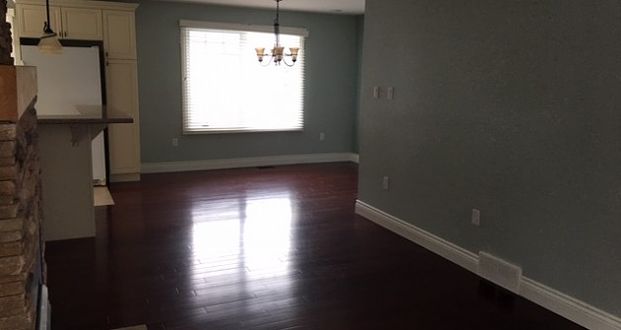 77 Napier Upper Barrie | $2200 per month | Utilities Included - Photo 1