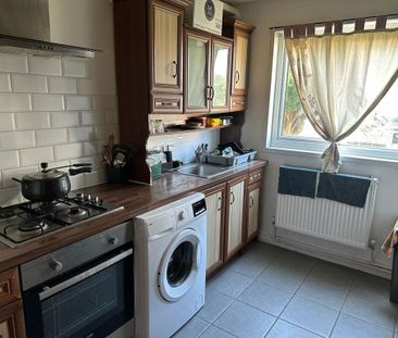 4 bedroom terraced house to rent - Photo 6