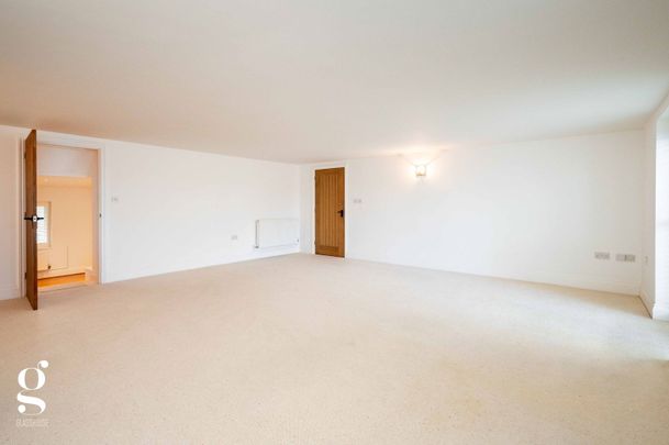 Stretton Sugwas, Hereford - Photo 1