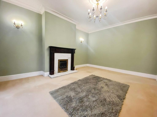 2 bedroom semi-detached bungalow to rent - Photo 1