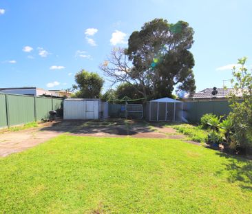 Renovated Two Bedroom Home - Photo 2