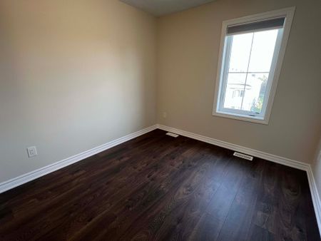 For Lease - 195 HARMATTAN Avenue, Stittsville - Munster - Richmond, Ontario - Photo 4