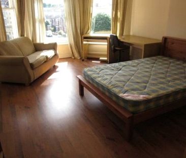 Student Properties to Let - Photo 2