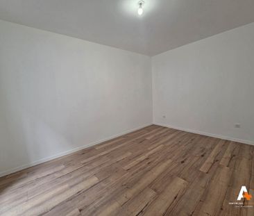 Location Appartement 2 pièces 42m² MARSEILLE 5ème - Photo 1