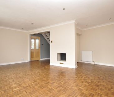 3 bedroom detached house to rent - Photo 6