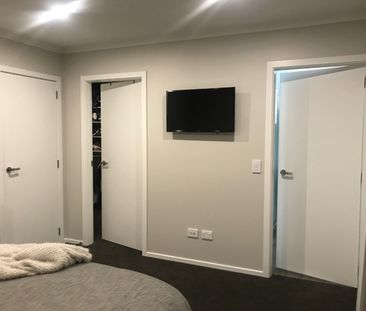 14 Bluff Road, Kenepuru - Photo 6