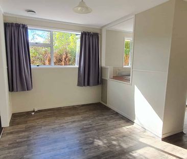 Looking for a Special Someone - Photo 3