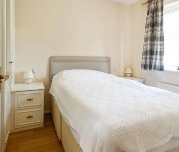 Harvester Close, Chichester, PO19 - Photo 5