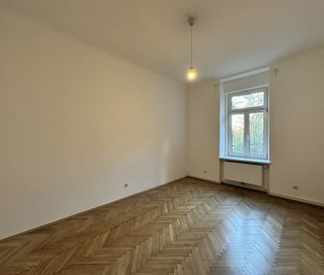 ERSTBEZUG nach Teil-Sanierung – 3-Zimmer-Altbauwohnung mit separate... - Photo 3