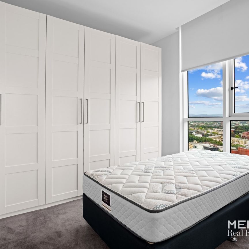 SWEEPING CITY VIEWS FROM VERVE - FURNISHED - Photo 1