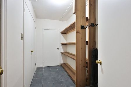 For Lease - 48 Cumberland Drive, Mississauga, Ontario - Photo 2