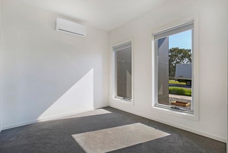 41 Kanangra Terrace, Wollert VIC 3750 - Townhouse For Rent | Domain - Photo 4