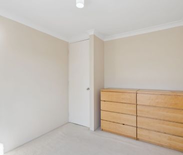 Stylish & Convenient Townhouse Living in Wembley - Viewing Monday 1... - Photo 6