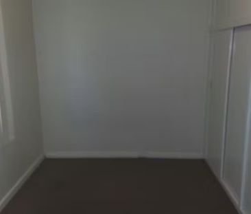 12 Henley Street - Photo 4