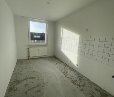 Gut geschnittene 2-Zimmer-Wohnung mit renovierten Bad in Ratingen -... - Photo 3