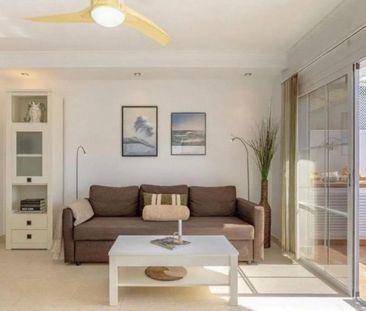 2 Bedroom Apartment For Rent in Estepona, Málaga - Photo 5