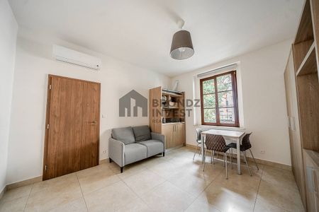 Pronájem bytu 1+kk 28 m² - Photo 2