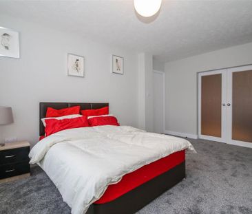 2 bedroom apartment to rent - Photo 6